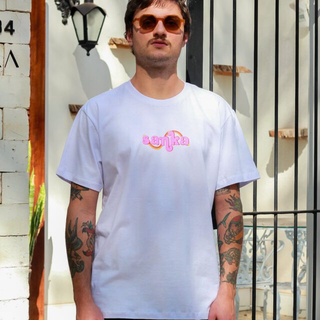 Camiseta Sanka Arco Íris Branca