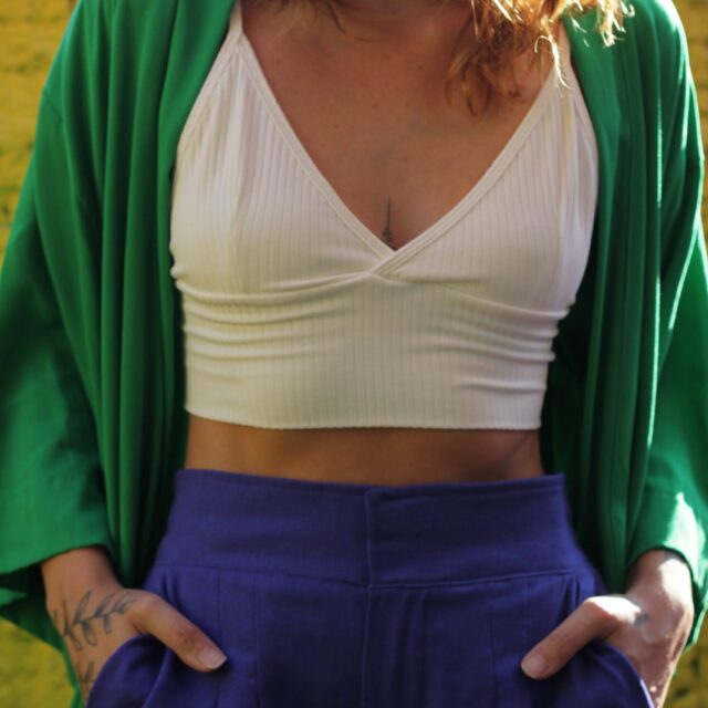 Top Triângulo Off White