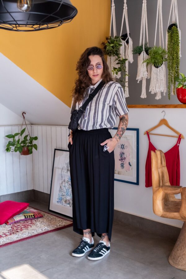 Pantacourt Viscose Preta