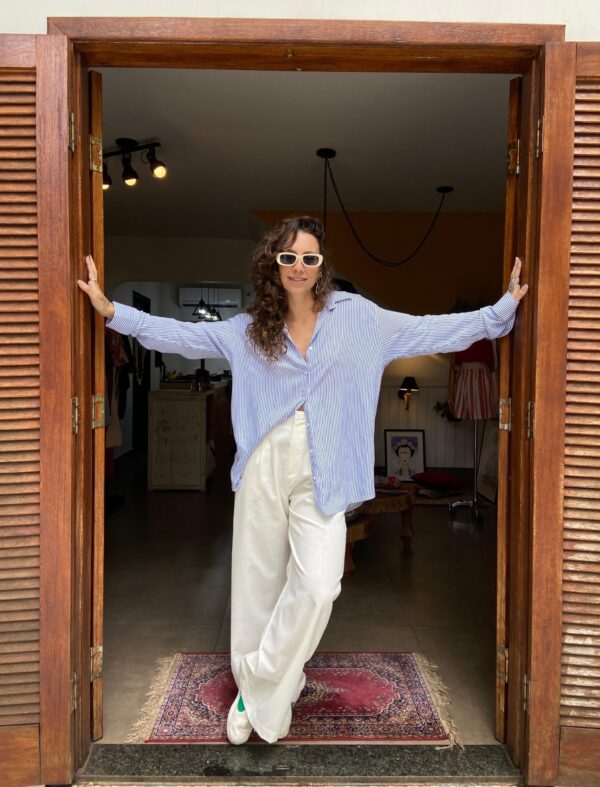 Camisa Listrada Azul e Branco
