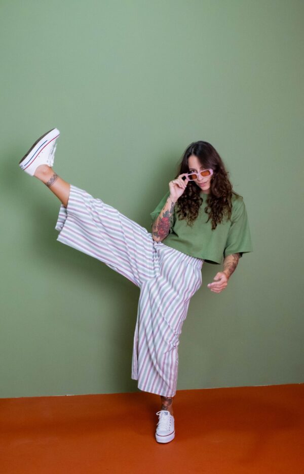 Calça Pantacourt Listrada