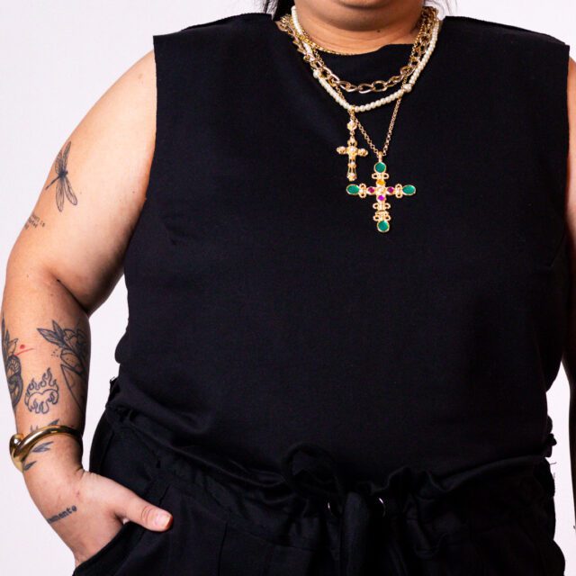 Cropped Recortes Preto - Imagem 5
