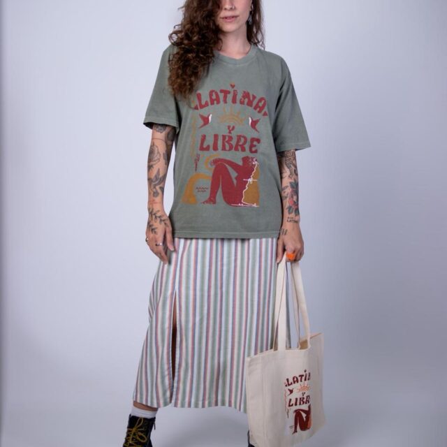 Camiseta Latina Libre Verde