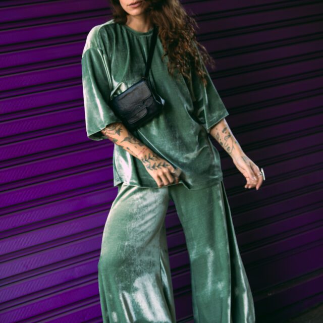 Calça Boho Veludo Verde Oliva - Imagem 2